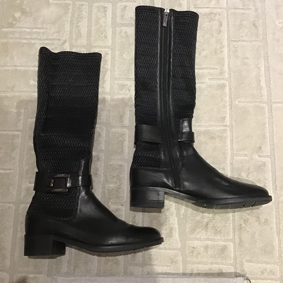 Aaquatalia Black Boots - Picture 2 of 6